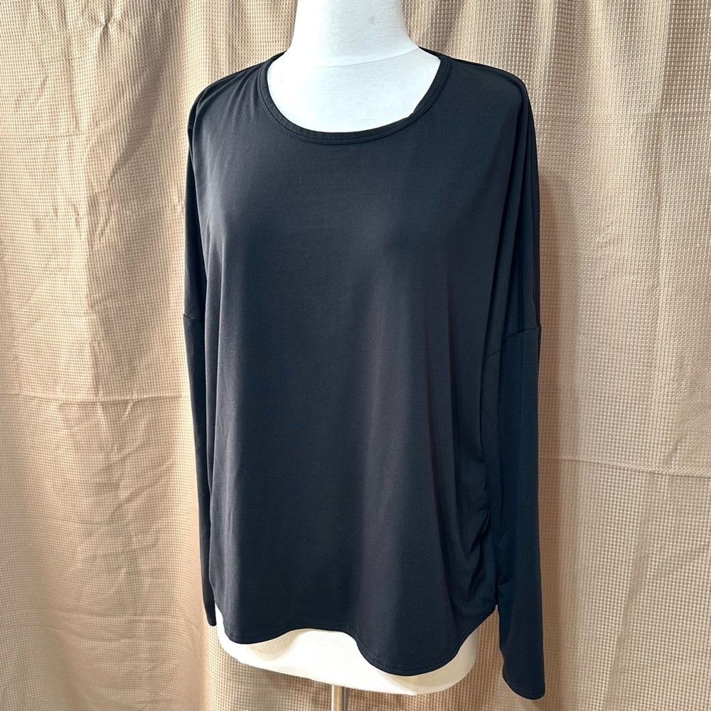 Wander Elegant Black Long Sleeve Top